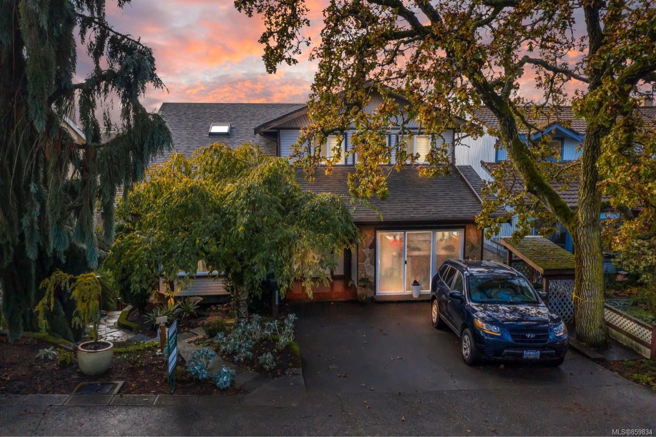 Main Photo: 1291 Ocean View Rd in : SE Maplewood House for sale (Saanich East) : MLS®# 859834