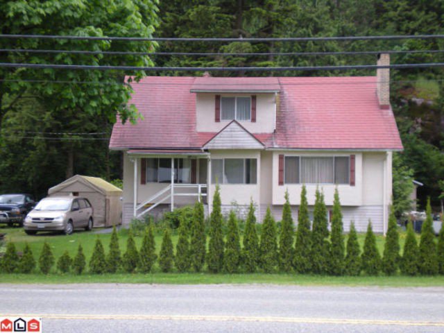 Main Photo: 856 HOT SPRINGS Road: Harrison Hot Springs House for sale : MLS®# H1202469