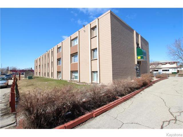 Main Photo: 90 Marlow Court in Winnipeg: Maples Condominium for sale (4H) : MLS®# 1619717