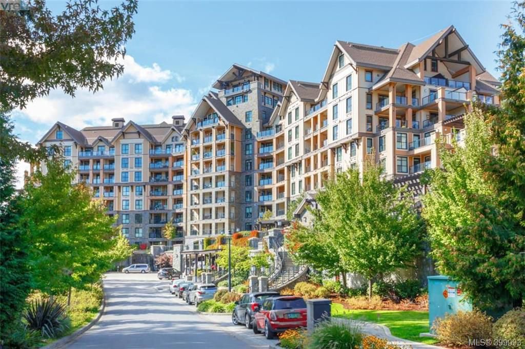 Main Photo: 411 1400 Lynburne Pl in VICTORIA: La Bear Mountain Condo for sale (Langford) : MLS®# 798043