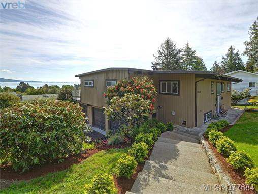 Main Photo: 2330 Arbutus Rd in VICTORIA: SE Arbutus House for sale (Saanich East) : MLS®# 758286