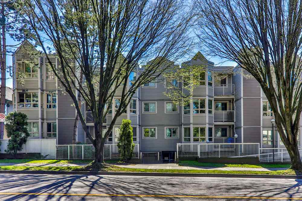 Main Photo: 103 1516 E 1ST AVENUE in Vancouver: Grandview Woodland Condo for sale (Vancouver East) : MLS®# R2370531