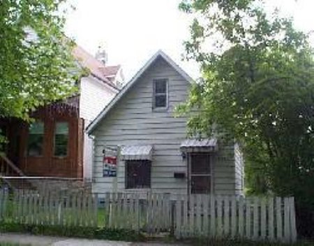 Main Photo: 723 Ashburn St.: Residential for sale (West End) : MLS®# 2508861