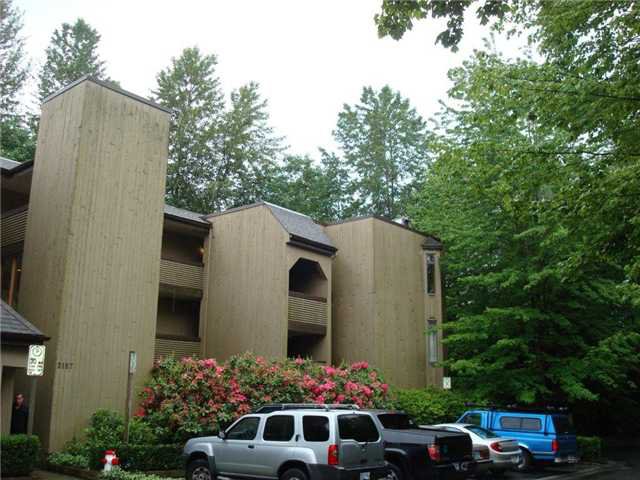 Main Photo: 205 3187 MOUNTAIN HIGHWAY in : Lynn Valley Condo for sale (North Vancouver) : MLS®# V836769