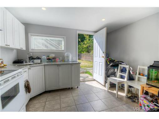 Main Photo: 2177 Amherst Avenue in SIDNEY: Si Sidney North-East Residential for sale (Sidney) : MLS®# 370007