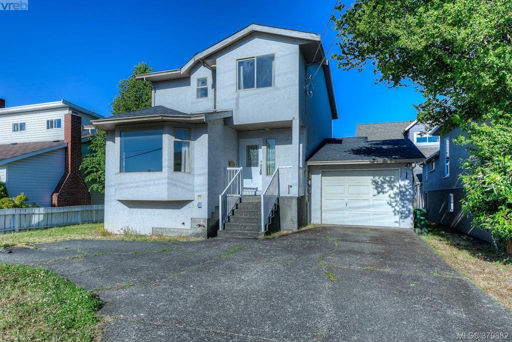 Main Photo: 1633 Foul Bay Road in VICTORIA: OB North Oak Bay Single Family Detached for sale (Oak Bay) : MLS®# 379882