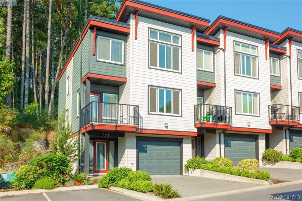 Main Photo: 2121 Greenhill Rise in VICTORIA: La Bear Mountain Townhouse for sale (Langford) : MLS®# 394513