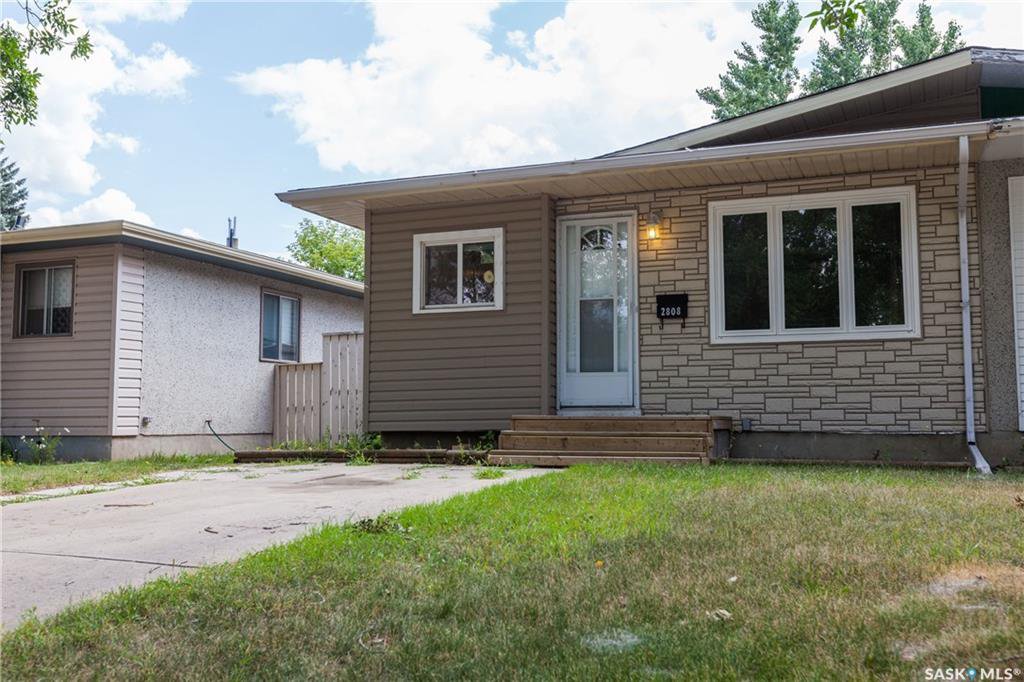Main Photo: 2808 Eastview in Saskatoon: Eastview SA Residential for sale : MLS®# SK742884