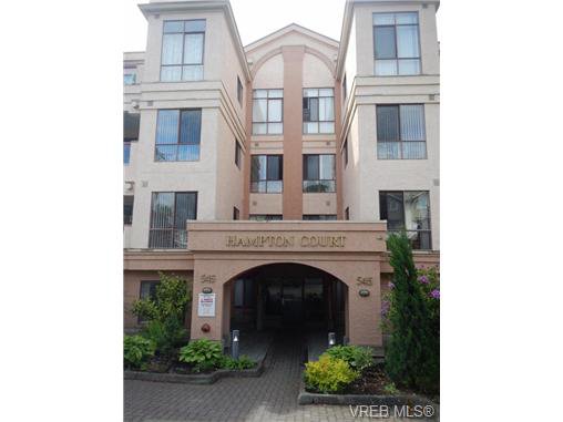 Main Photo: 109 545 Manchester Rd in VICTORIA: Vi Burnside Condo for sale (Victoria) : MLS®# 672377