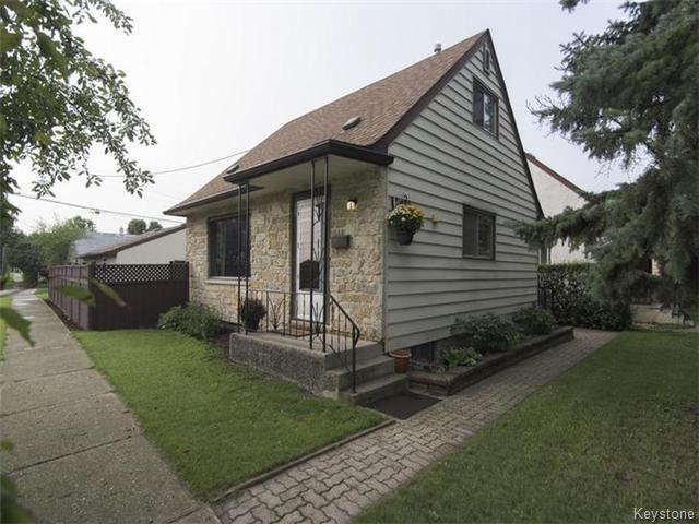 Main Photo: 474 Notre Dame Street in WINNIPEG: St Boniface Residential for sale (South East Winnipeg) : MLS®# 1523842