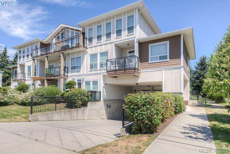 Main Photo: 116 938 Dunford Ave in VICTORIA: La Langford Proper Condo for sale (Langford) : MLS®# 765470