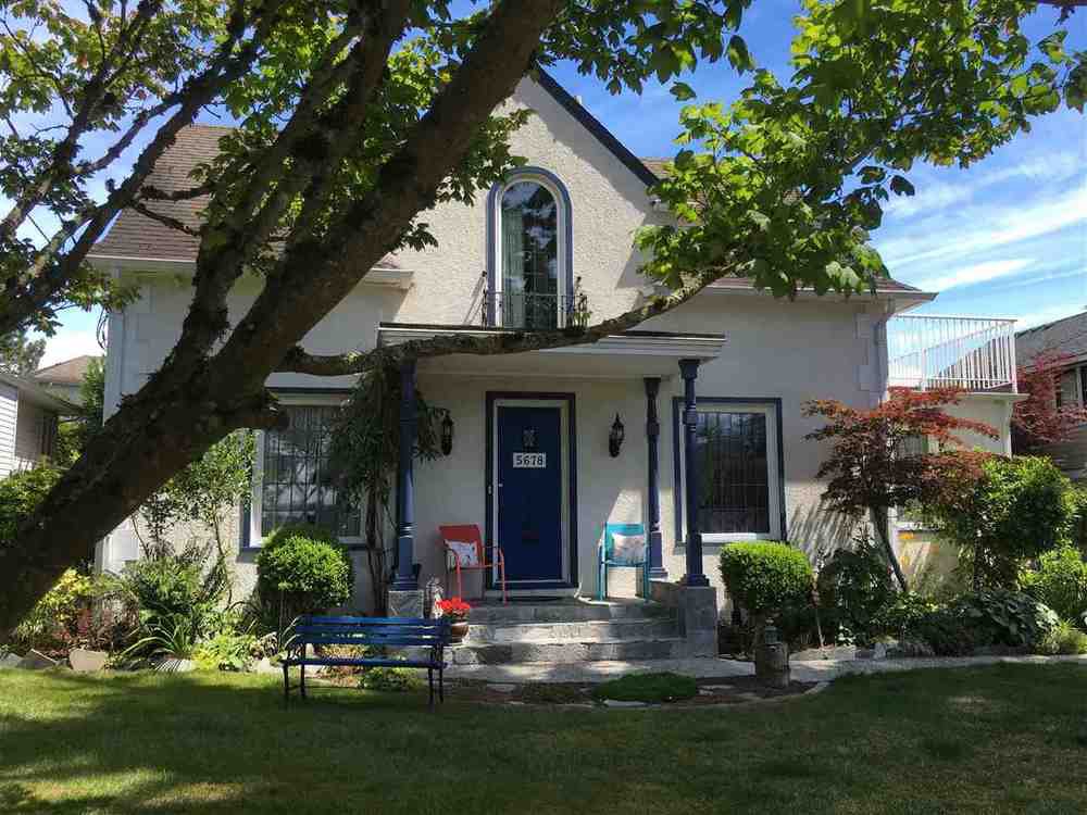 Main Photo: 5678 182 STREET in Cloverdale: Home for sale : MLS®# R2080801