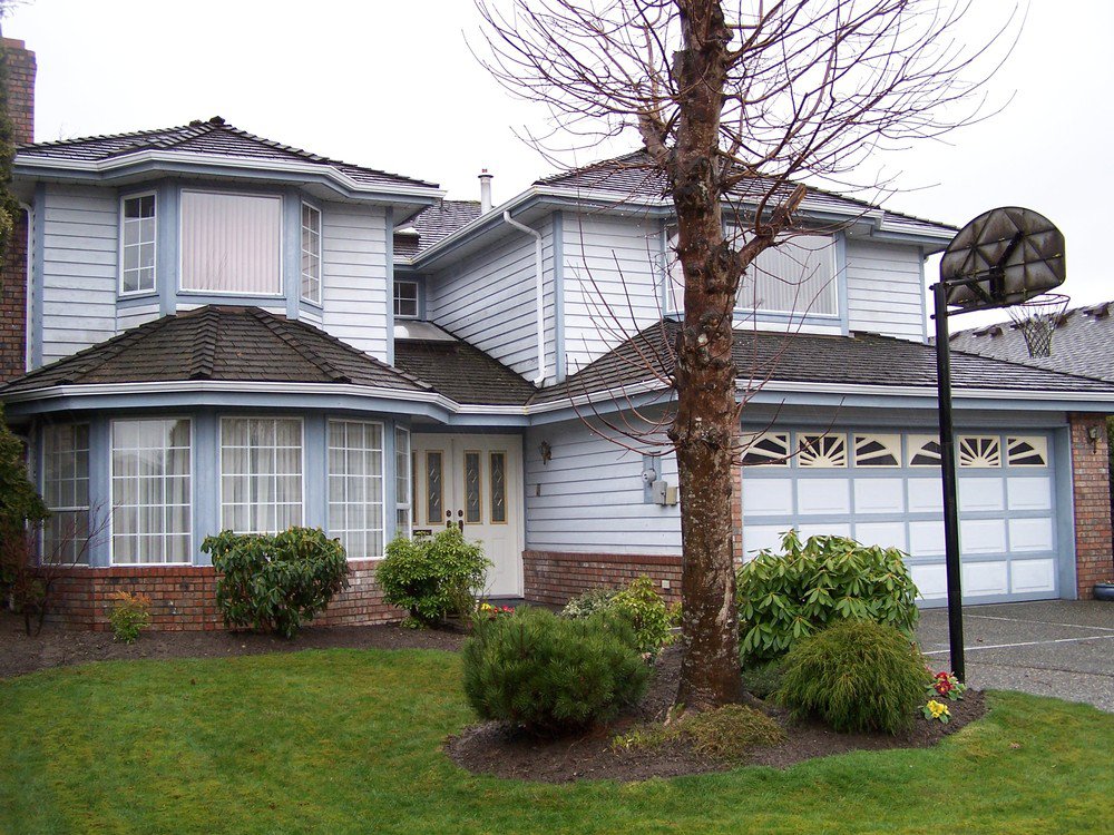 Main Photo: 6340 HOLLY PARK Drive in Ladner: Home for sale : MLS®# V933424