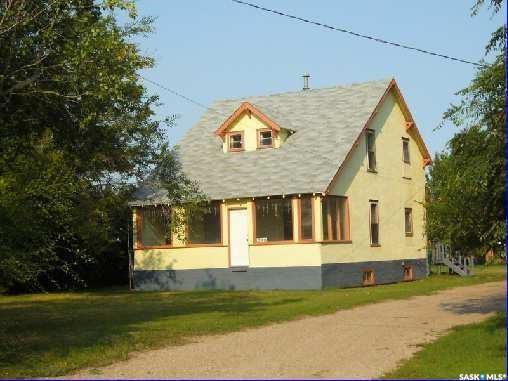 Main Photo: 230 Harris Avenue in Harris: Residential for sale : MLS®# SK762303