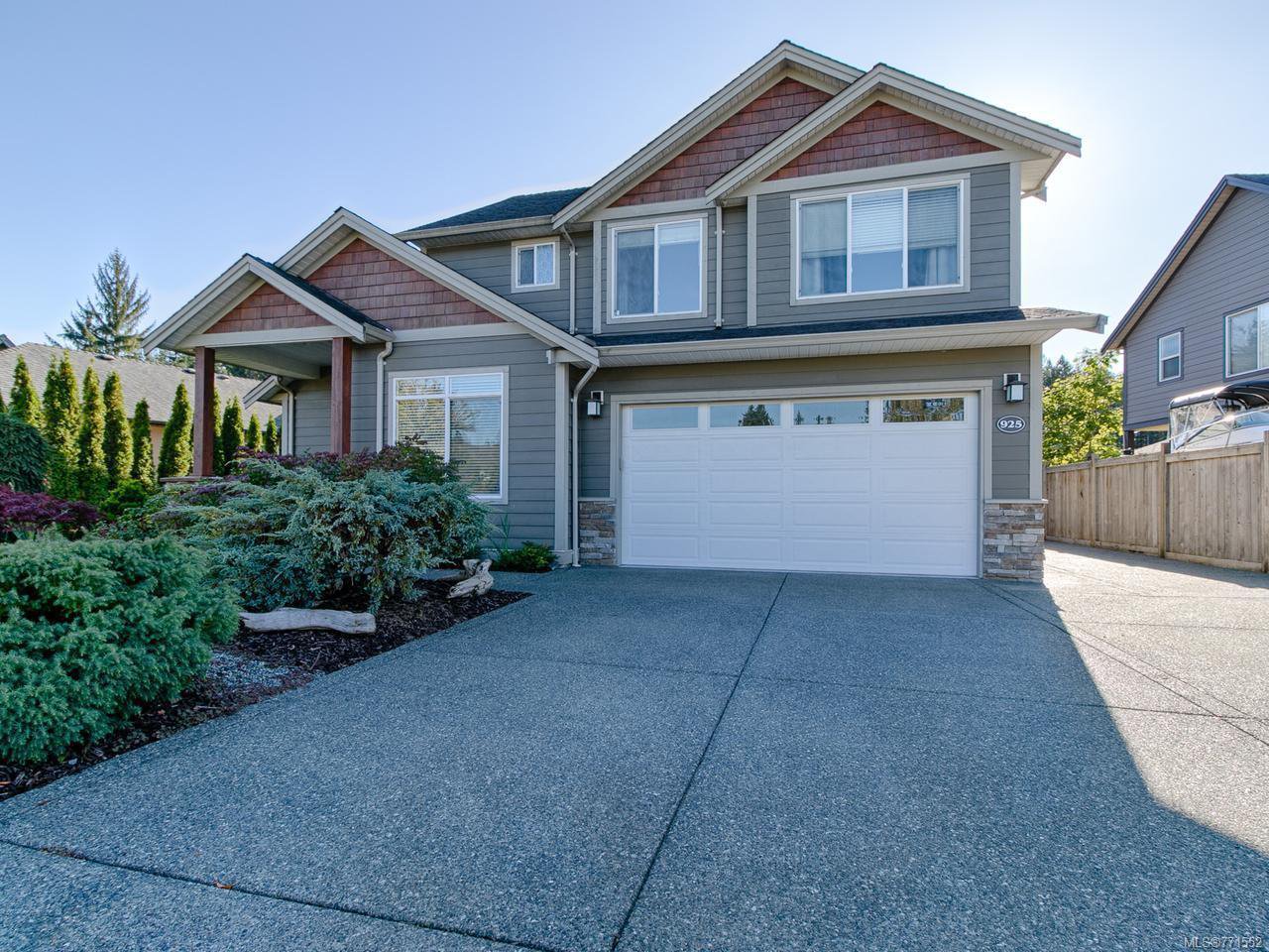 Main Photo: 925 Heritage Meadow Dr in CAMPBELL RIVER: CR Campbell River Central House for sale (Campbell River) : MLS®# 771552