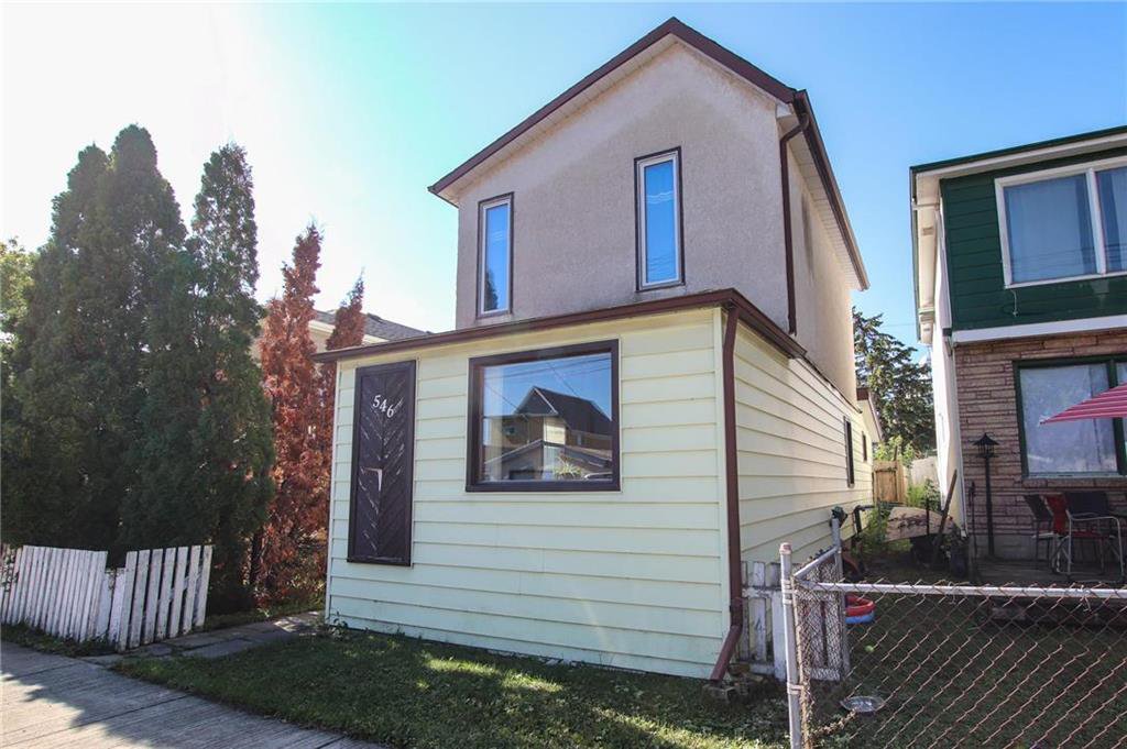 Main Photo: 546 Riverton Avenue in Winnipeg: East Elmwood Residential for sale (3B) : MLS®# 1923873