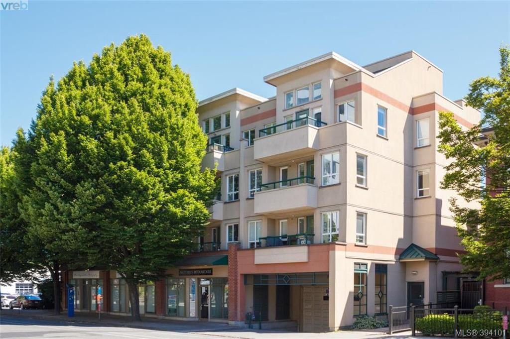Main Photo: 401 1015 Johnson St in VICTORIA: Vi Downtown Condo for sale (Victoria) : MLS®# 790091