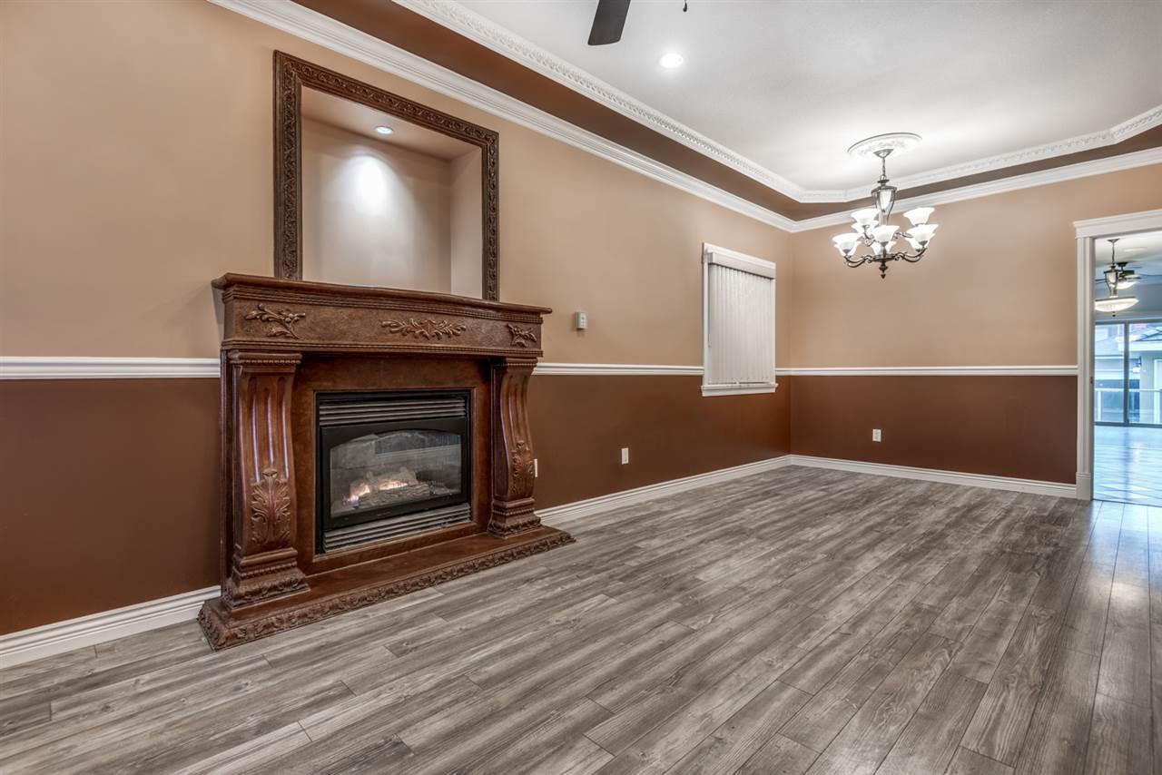 Vanessa Mac Oakwyn Realty Ltd Office Listings