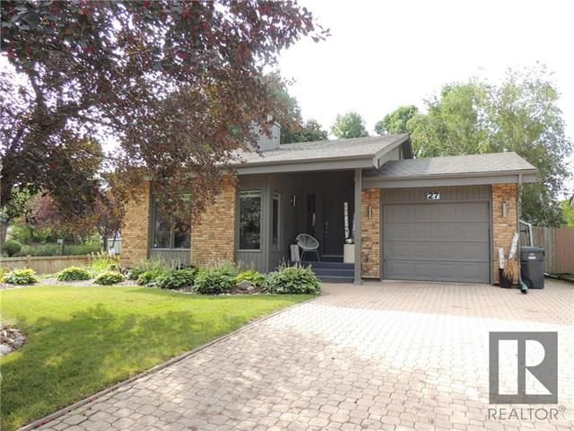 Main Photo: 27 Cheltenham Cove in Winnipeg: Residential for sale (1G) : MLS®# 1823813