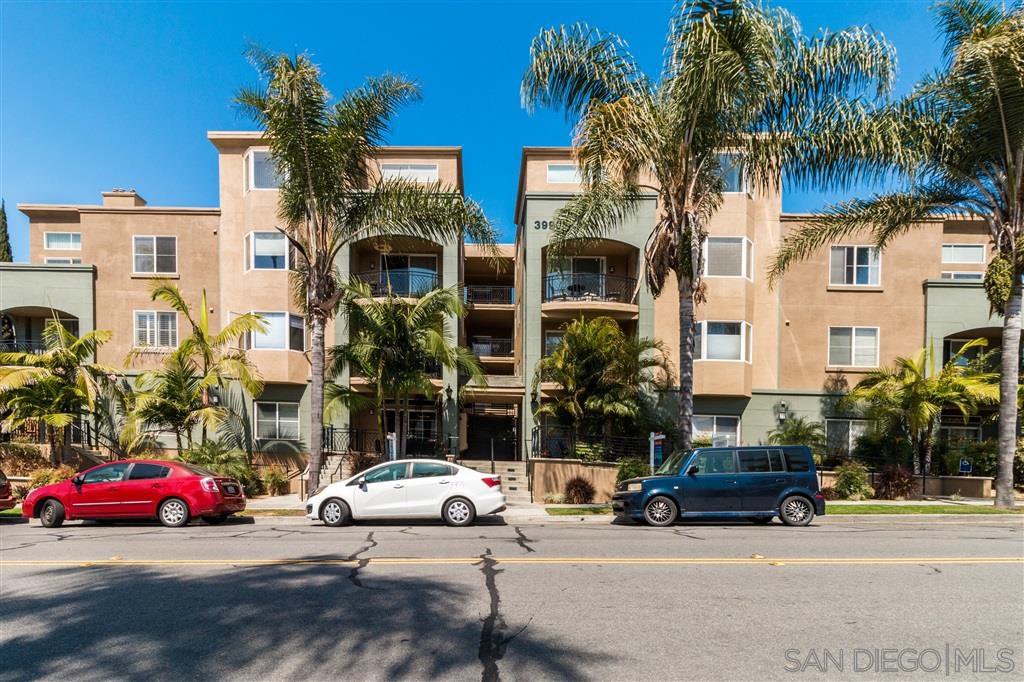 Main Photo: HILLCREST Condo for sale : 2 bedrooms : 3990 Centre St #101 in San Diego