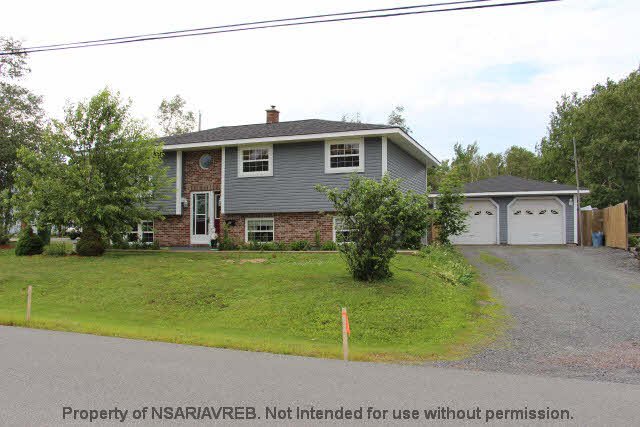 Main Photo: 44 ST BERNARD Street in Stellarton: 106-New Glasgow, Stellarton Residential for sale (Northern Region) : MLS®# 202003464
