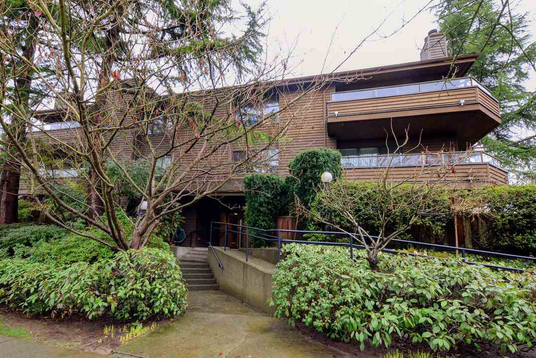 206 224 N Garden Drive In Vancouver Hastings Condo For Sale In