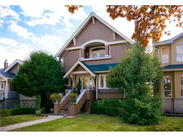 Main Photo: 2856 W 11th Avenue in Vancouver: House for sale (Vancouver West) : MLS®# v979128