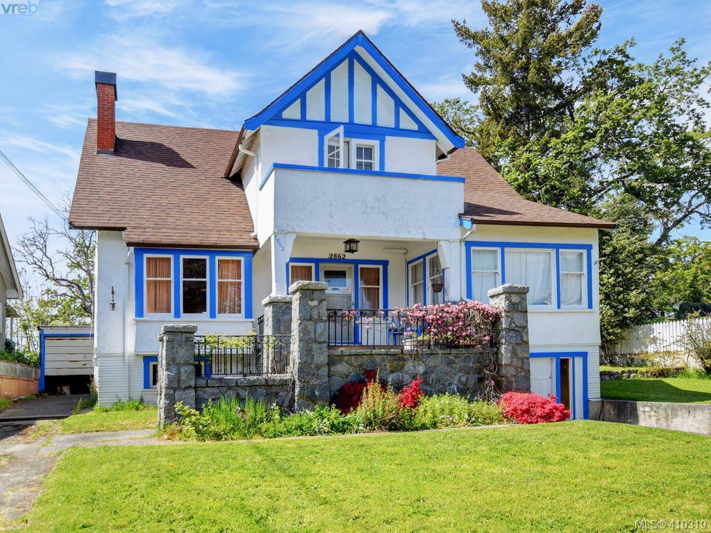 Main Photo: 2862 Parkview Drive in VICTORIA: SW Gorge Single Family Detached for sale (Saanich West) : MLS®# 410319
