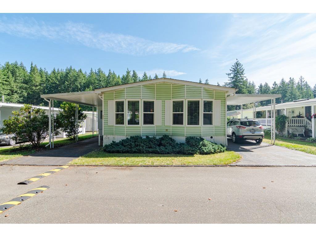 Main Photo: 231 20071 24 AVENUE in Langley: Brookswood Langley Manufactured Home for sale : MLS®# R2400378