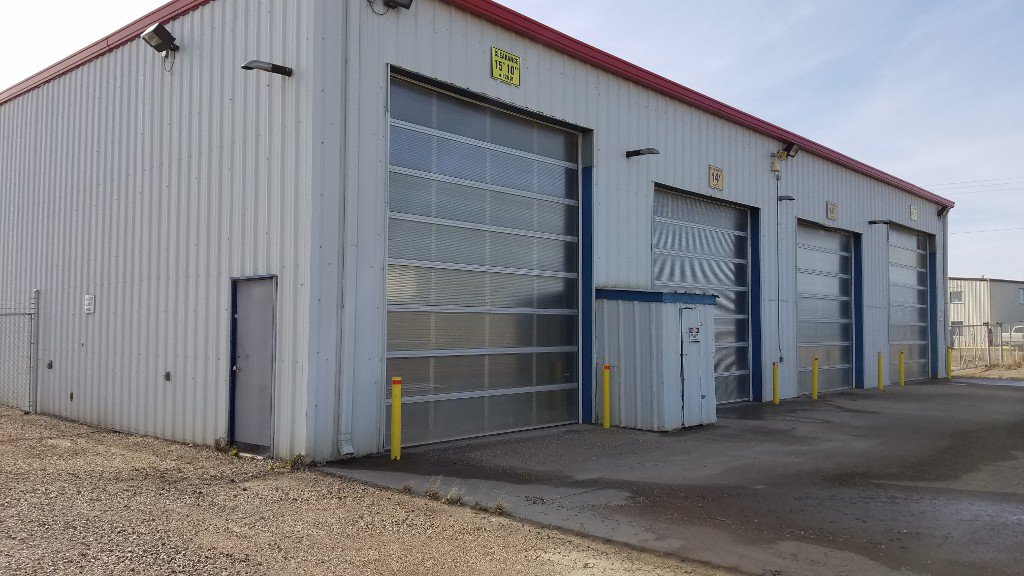 Main Photo: 401-403 Devonian Street in Estevan: Industrial/Commercial for sale
