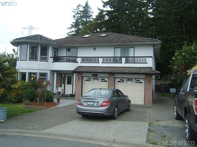 Main Photo: 2304 Evelyn Heights in VICTORIA: VR Hospital Single Family Detached for sale (View Royal) : MLS®# 379703