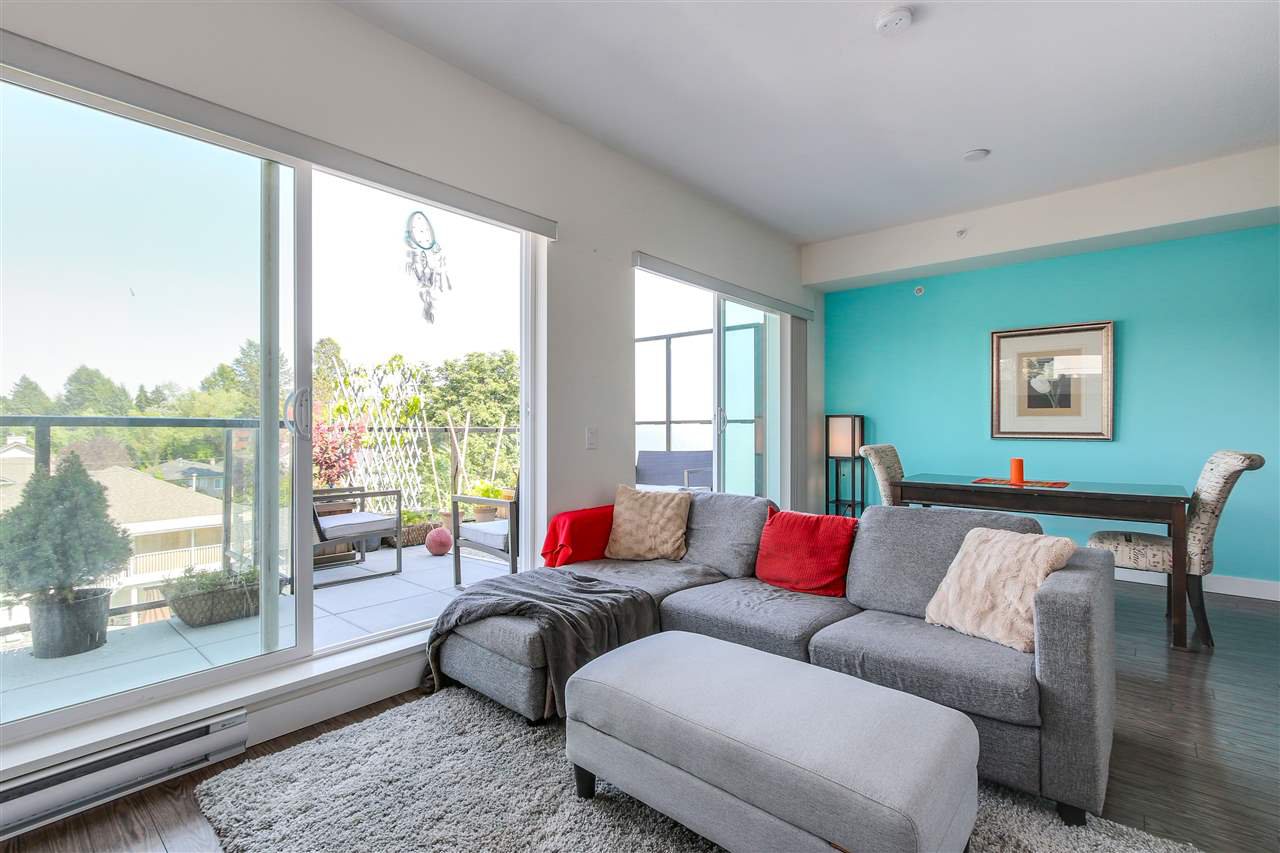 Main Photo: 402 12070 227 Street in : East Central Condo for sale (Maple Ridge) : MLS®# R2183979