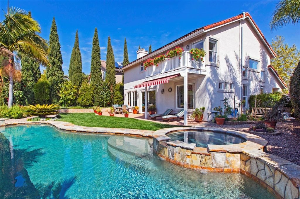 Main Photo: SAN DIEGO House for sale : 5 bedrooms : 10654 Arbor Heights Ln