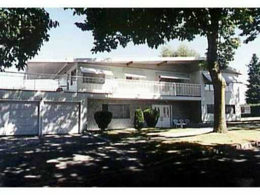 Main Photo: : House for sale : MLS®# v1001616