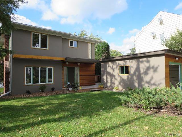 Welcome to 444 Bredin Drive. Extreme Makeover! Exterior features Hardy Board Siding and Cedar. 1485sq.ft. 3 Bedrooms, 2 1/2 Bathrooms, Finished Walkout Basement on the River!