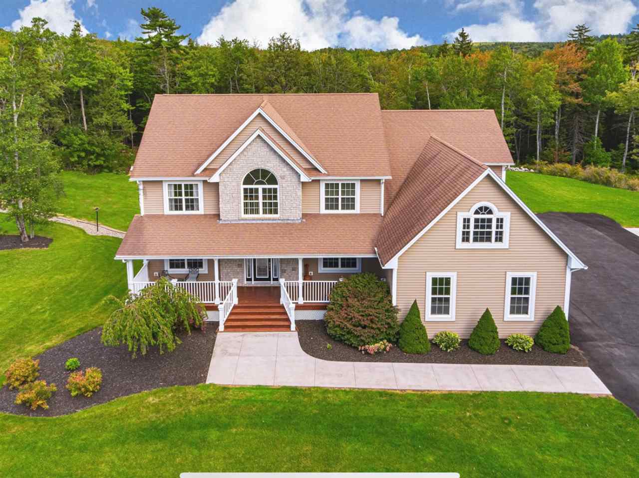 Main Photo: 99 Karels Drive in Fall River: 30-Waverley, Fall River, Oakfield Residential for sale (Halifax-Dartmouth) : MLS®# 201922544