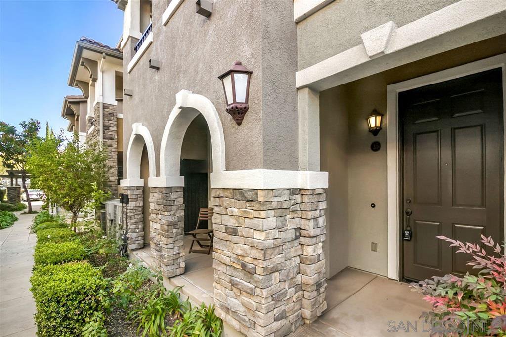 Main Photo: SANTEE Condo for sale : 2 bedrooms : 35 Via Sovana