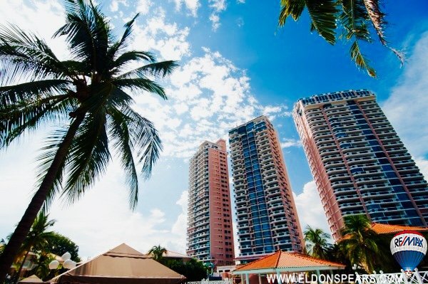 Main Photo: Coronado Country Club furnished, ocean view condo