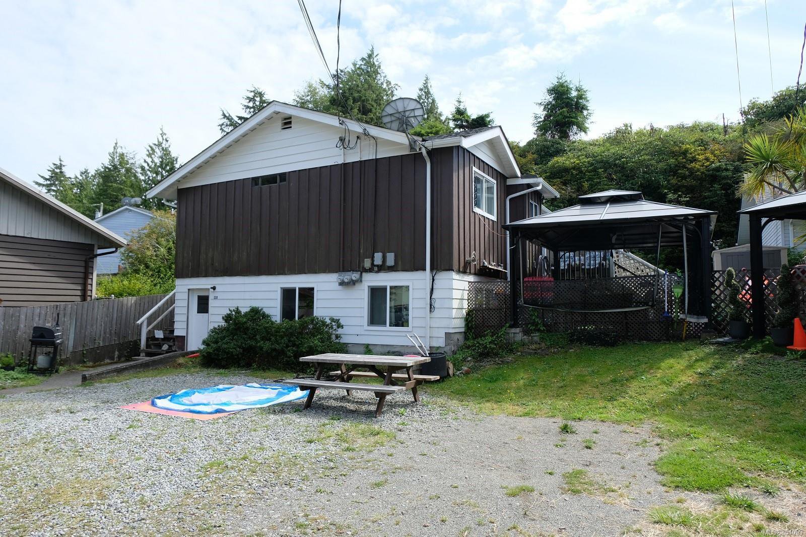 Main Photo: 530 Malon Lane in : PA Tofino Other for sale (Port Alberni) : MLS®# 854099