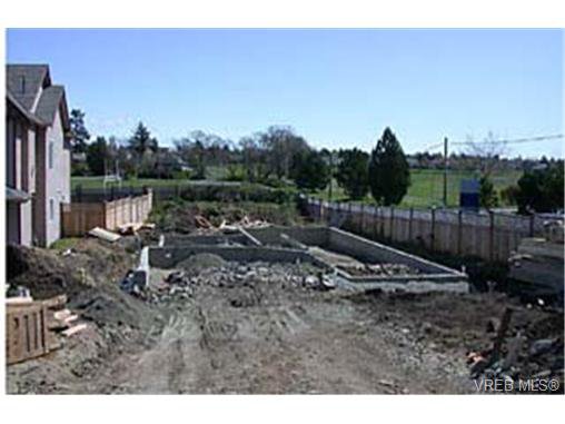Main Photo: 4201 Oakview Pl in : SE Lambrick Park Land for sale (Saanich East) : MLS®# 276765