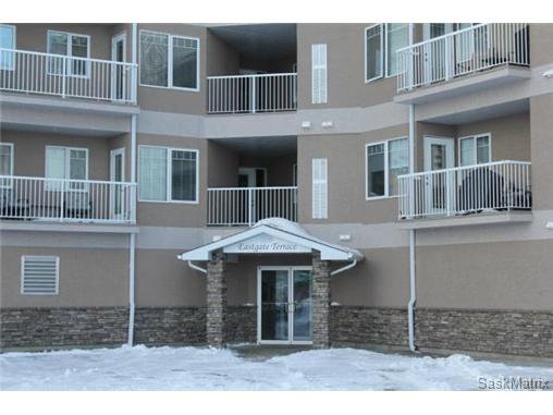Main Photo: 107 3730 EASTGATE Drive in Regina: East Pointe Estates Condominium for sale (Regina Area 04) : MLS®# 456379