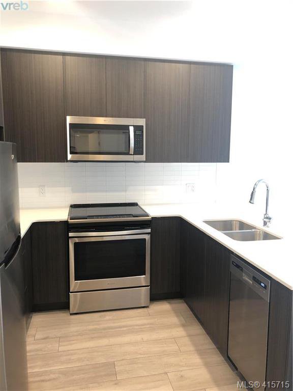 Main Photo: 306 991 Mckenzie Ave in VICTORIA: SE Quadra Condo for sale (Saanich East) : MLS®# 824622