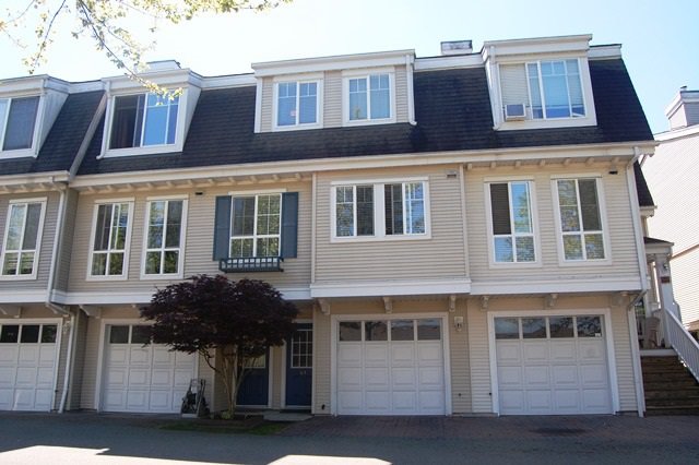 Main Photo: 69 8890 WALNUT GROVE DRIVE in Langley: Walnut Grove Townhouse for sale : MLS®# R2068096