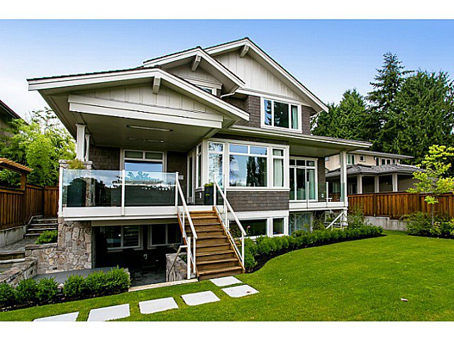Main Photo: 2232 Kings Ave in West Vancouver: Ambleside House for sale : MLS®# v1021981