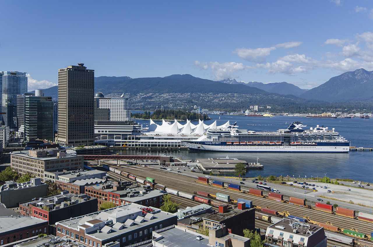 Main Photo: 2607 108 W CORDOVA STREET in Vancouver: Downtown VW Condo for sale (Vancouver West) : MLS®# R2107865