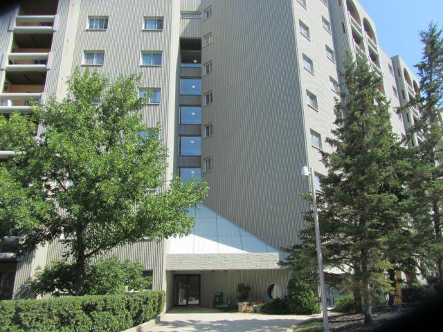 Main Photo: 3000 Pembina Highway in WINNIPEG: Fort Garry / Whyte Ridge / St Norbert Condominium for sale (South Winnipeg) : MLS®# 1214462