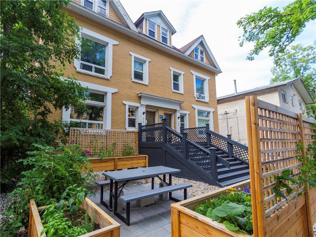 Main Photo: 3 338 River Avenue in Winnipeg: Osborne Village Condominium for sale (1B) : MLS®# 202026499
