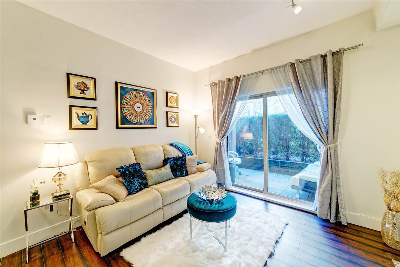 Main Photo: 113 10088 148 STREET in Surrey: Guildford Condo for sale (North Surrey) : MLS®# R2322504