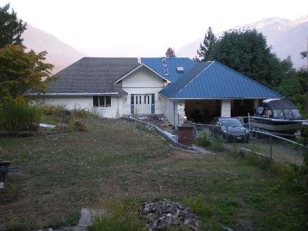 Main Photo: 47729 FORESTER RD in Sardis: House for sale : MLS®# H1103874