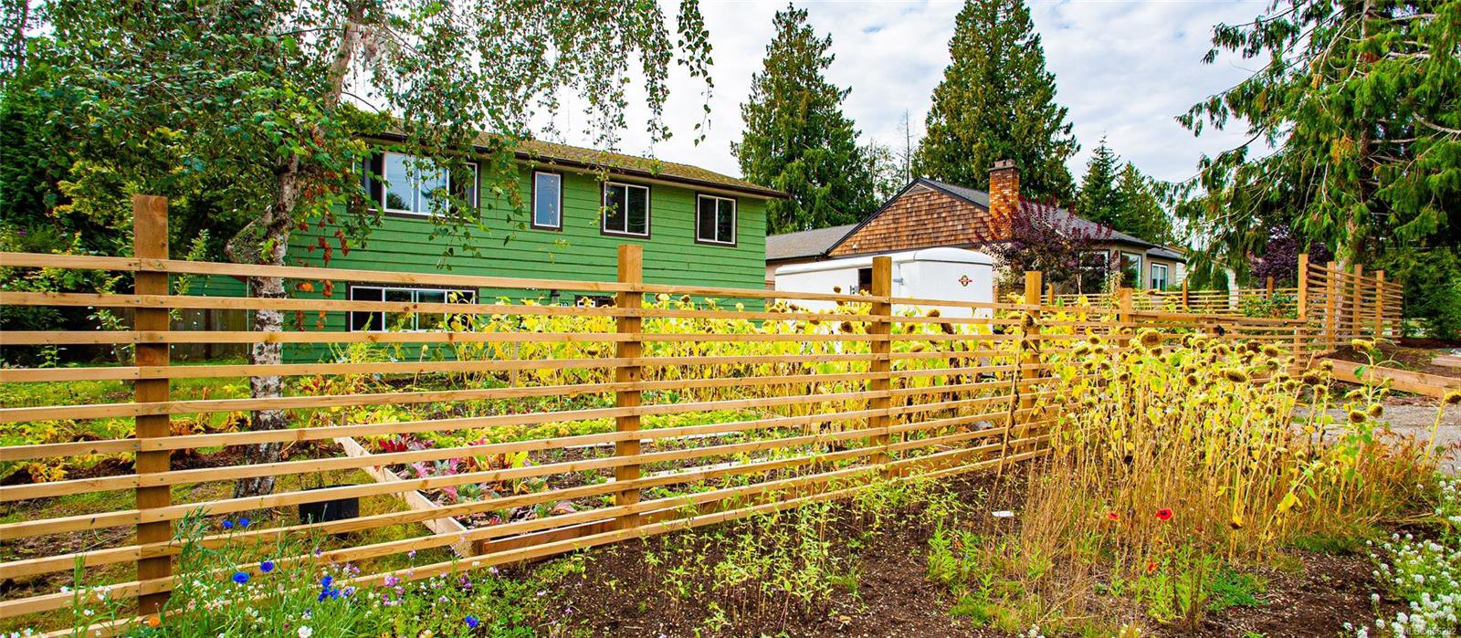 Main Photo: 610 Morison Ave in : PQ Parksville House for sale (Parksville/Qualicum) : MLS®# 856292
